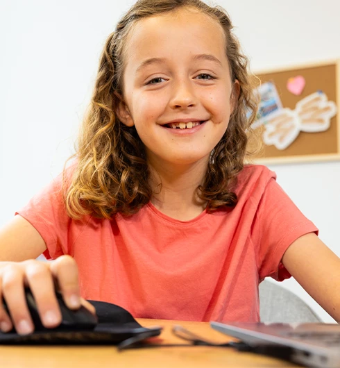 Portrait d'une élève de CE2 Acadomia