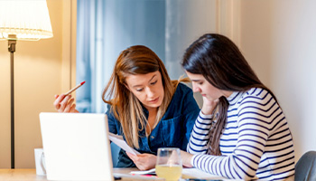 Cours particulier Acadomia avec une lycéenne