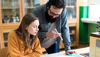 Cours particulier niveau lycée avec Acadomia