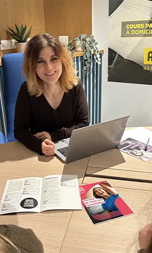 Bilan personnalisé avec un conseiller pédagogique Acadomia à votre écoute - photo tous droits réservés