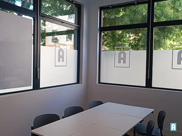 Salle de classe du centre Acadomia Massy