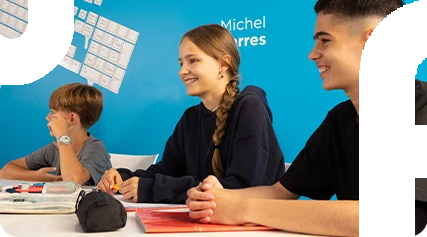 Elèves du collège en cours collectif Acadomia - photo tous droits réservés