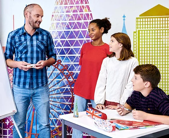 Elèves en cours collectifs Acadomia