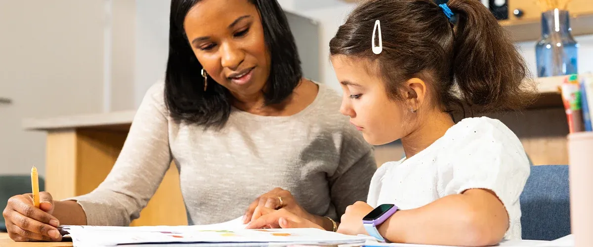 Cours particuliers d'une élève de primaire avec une prof Acadomia
