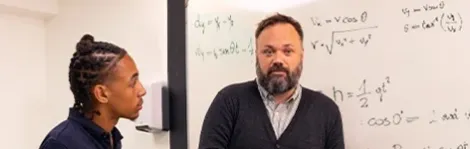 Enseignant de physique Acadomia - photo tous droits réservés